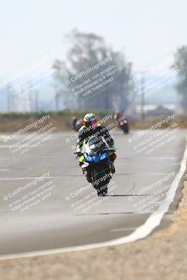 media/Sep-20-2025-TrackDaz (Sat) [[27f0cde673]]/B Group/220pm (Turn 9)/